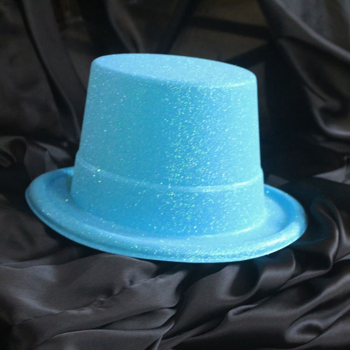 light blue top hat